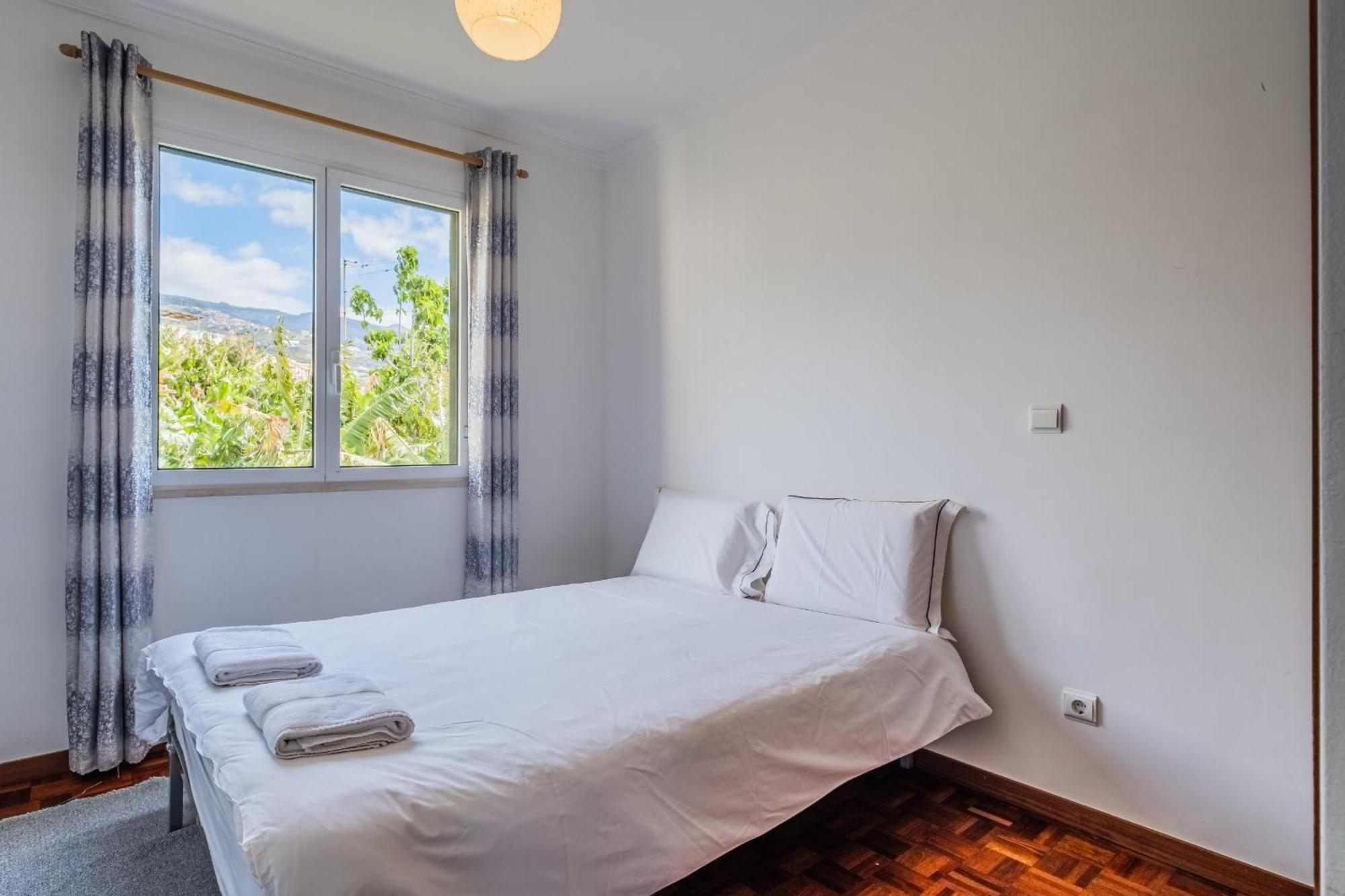 Sea View - By Wehost Appartement Câmara de Lobos Buitenkant foto