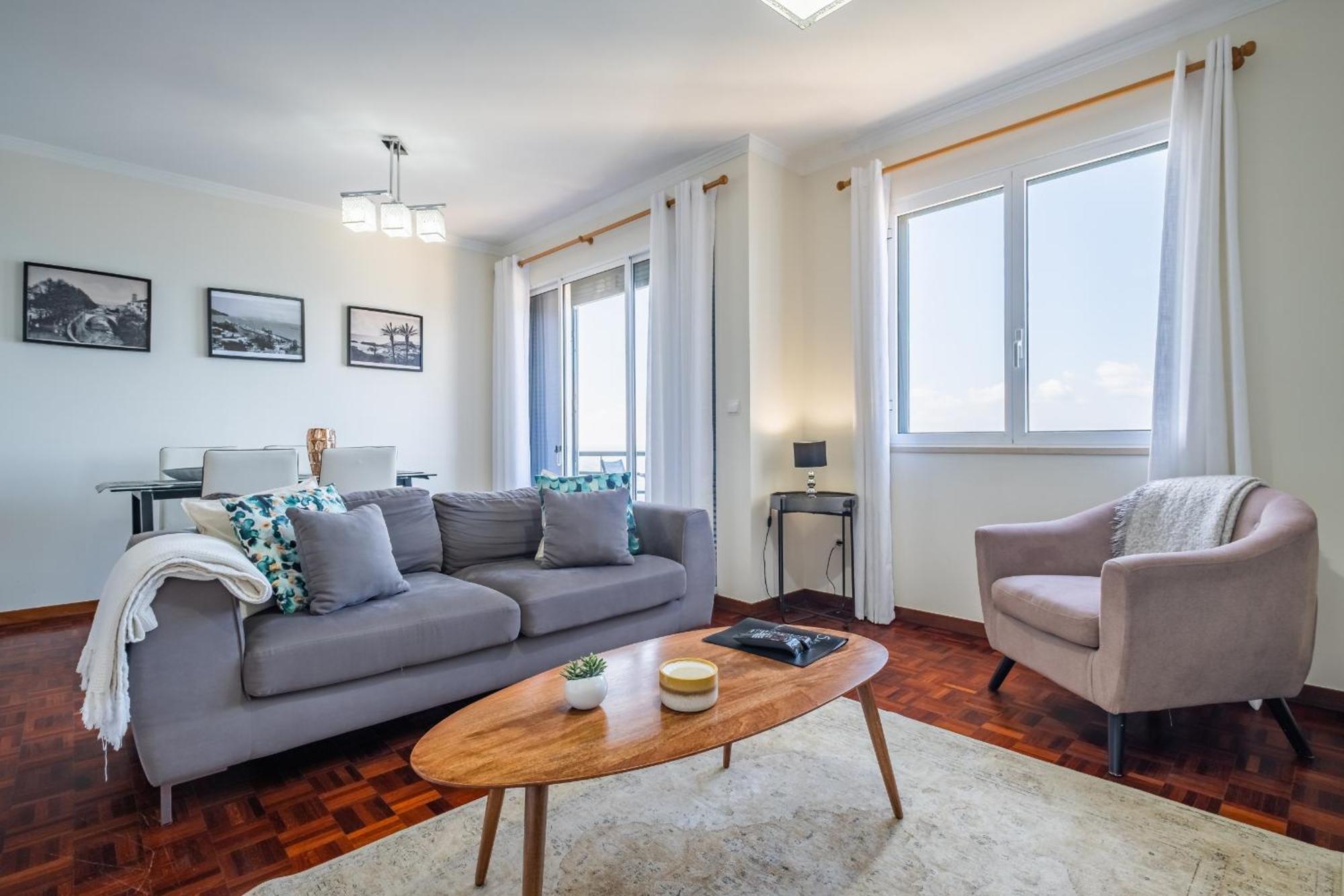 Sea View - By Wehost Appartement Câmara de Lobos Buitenkant foto
