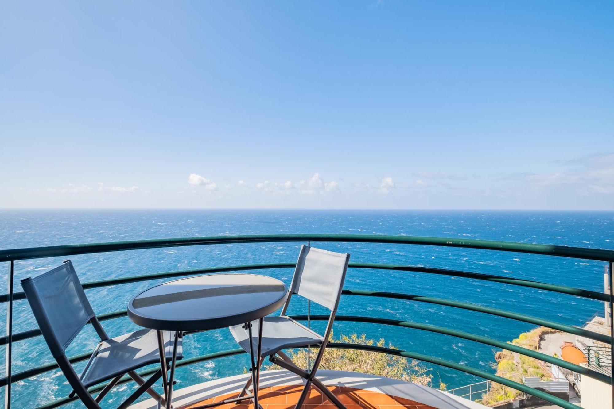 Sea View - By Wehost Appartement Câmara de Lobos Buitenkant foto